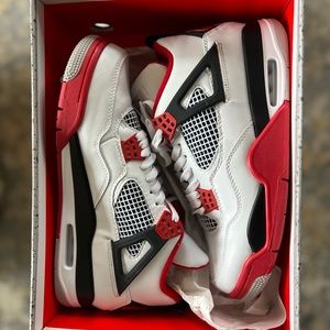 Nike Air Jordan 4 retro OG fire red